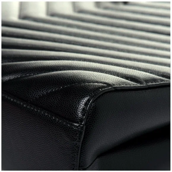 YSL Grain De Poudre Matelasse Chevron Medium Tribeca Shopping Bag Black 🖤 - Picture 11 of 13